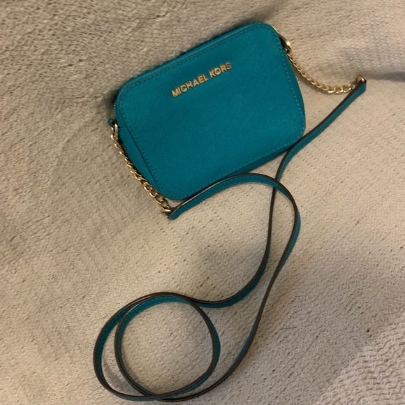 Michael Kors small cross body - Picture 1 of 2